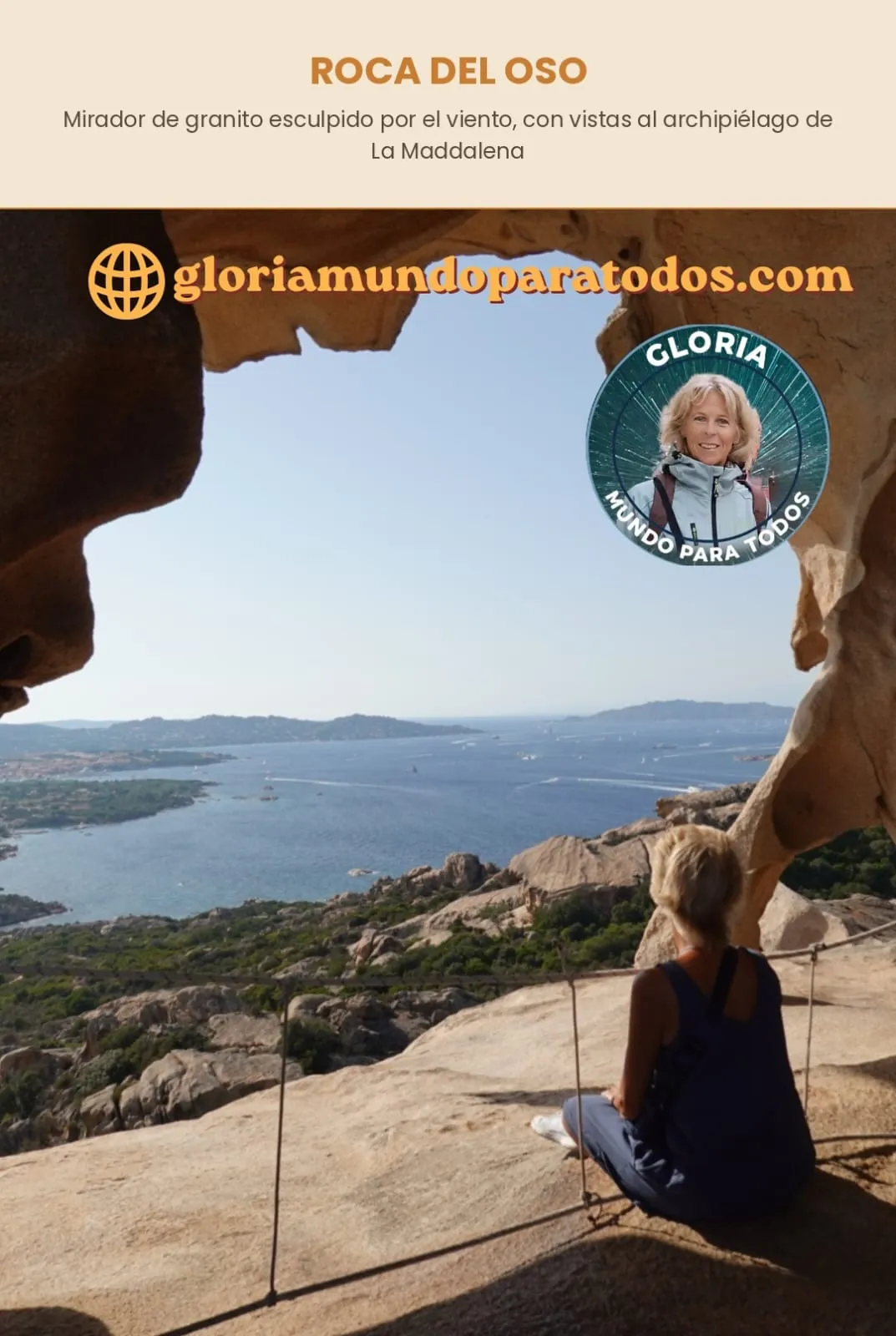 Gloria contempla el archipiélago de La Maddalena bajo la gran roca de granito de la Roca del Oso.